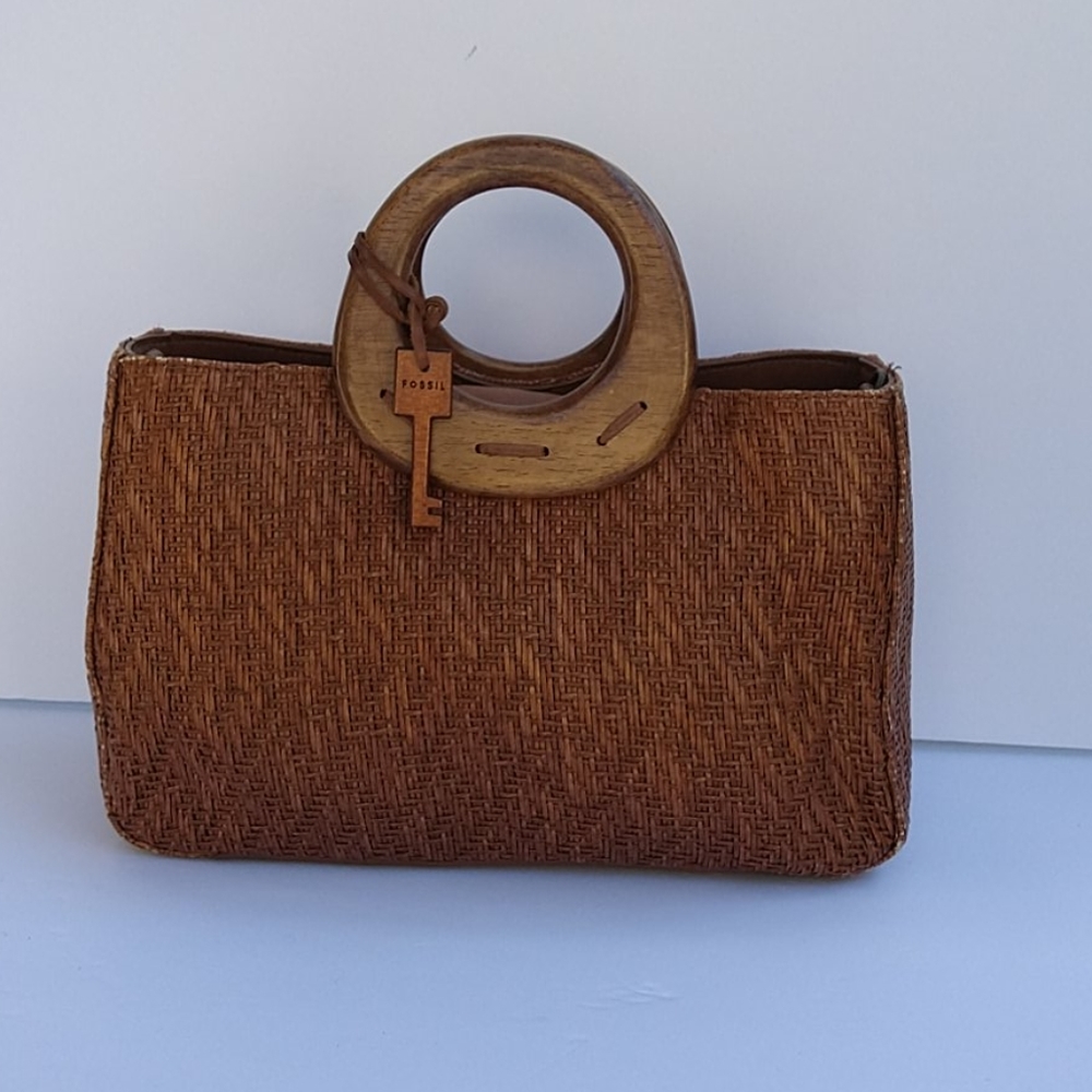 Fossil tote